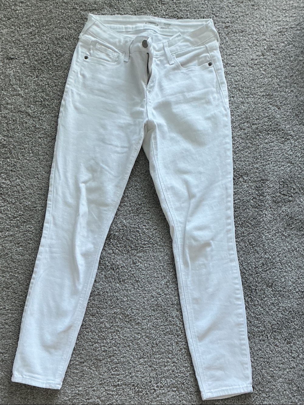 Old Navy White Skinny Jeans